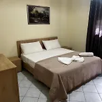 First Floor Apartment Next To The Sea 101